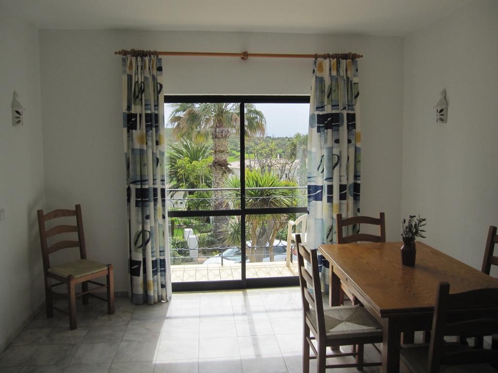 Villa Figueira Habitación foto